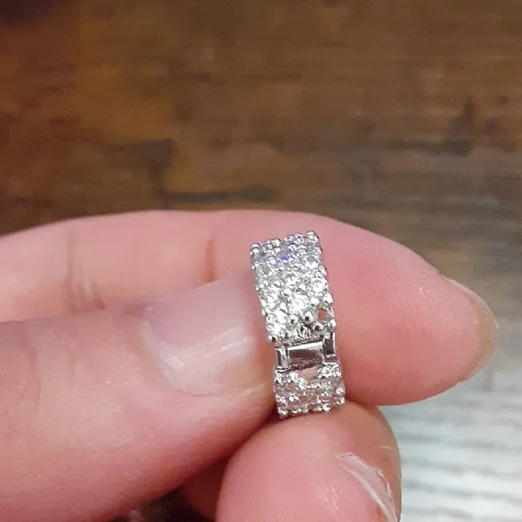 Super shiny and cute earrings - Picture 3 of 5